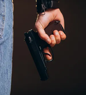 Imagem ilustrativa da imagem Homem é baleado no Centro de Salvador após tentativa de assalto