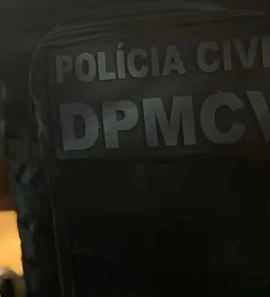Imagem ilustrativa da imagem Homem é preso após ameaçar cunhada e ignorar 180 ordens judiciais