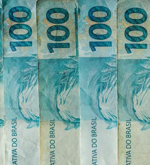Imagem ilustrativa da imagem Polícia apreende R$ 200 mil em ação contra lavagem de dinheiro