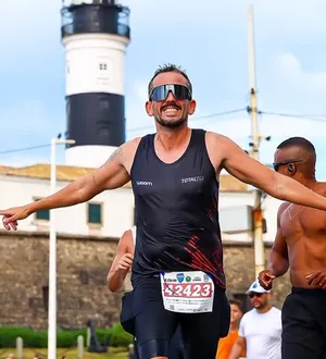 Imagem ilustrativa da imagem Setembro Amarelo: baiano vence a depressão através da corrida