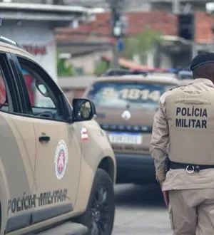 Imagem ilustrativa da imagem Traficantes fazem adolescente refém após balearem policiais na RMS