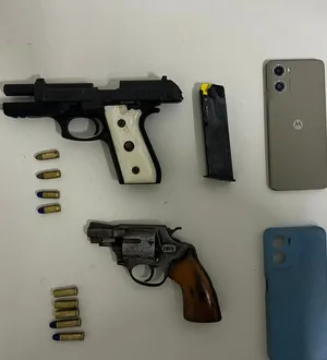 Imagem ilustrativa da imagem Traficantes que balearam PMs em Portão morrem em confronto