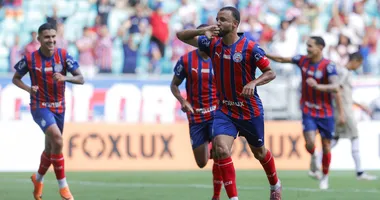 Imagem ilustrativa da imagem Em clima de carnaval, Bahia relaxa e cede empate ao Jacuipense