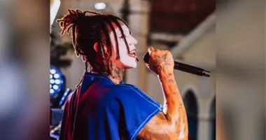 Imagem ilustrativa da imagem Fantasmão volta com tudo e fãs botam pra quebrar na Barra