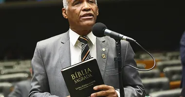 Imagem ilustrativa da imagem Pastor Isidório comenta mudança de vida: “Esse furic* agora é de Deus”