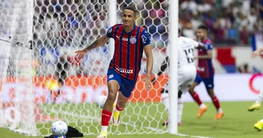 Imagem ilustrativa da imagem Remo x Bahia: saiba onde assistir, prováveis escalações e arbitragem