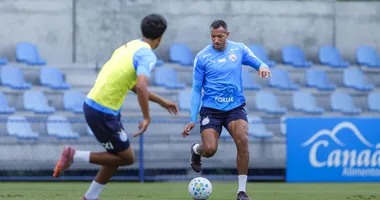 Imagem ilustrativa da imagem Bahia consegue efeito suspensivo e David Duarte enfrenta o Flamengo