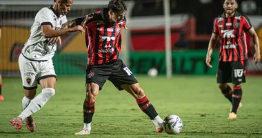 Imagem ilustrativa da imagem Copa do Nordeste: Vitória perde de virada para o Botafogo-PB