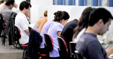 Imagem ilustrativa da imagem Cursinhos populares já podem se inscrever para receber auxílio do MEC