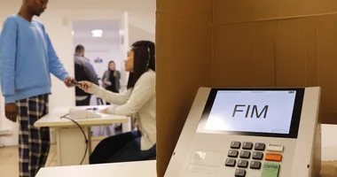 Imagem ilustrativa da imagem Eleições 2026: quem tem prioridade para votar sem pegar fila? Veja lista