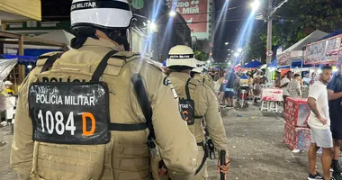 Imagem ilustrativa da imagem Policiais pegam a pista após briga com denúncia de homofobia na folia