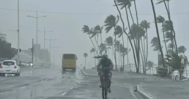 Imagem ilustrativa da imagem Salvador completa 477 anos sob muita chuva; confira as ocorrências