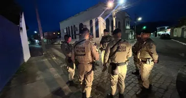 Imagem ilustrativa da imagem Universidade vira campo de fuga em invasão de suspeitos no Cabula