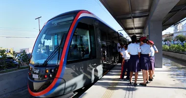 Imagem ilustrativa da imagem VLT de Salvador alcança 171 mil passageiros três meses após inauguração