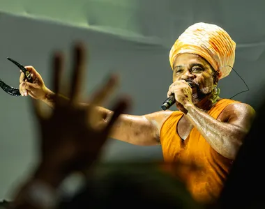 Carlinhos Brown defendeu suas músicas como Axé Music