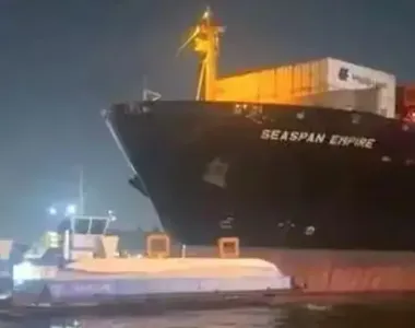 Navio cargueiro Seaspan Empire