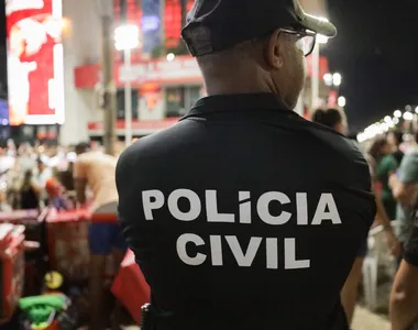 Policiais fizeram a abordagem e confirmaram a identidade do suspeito