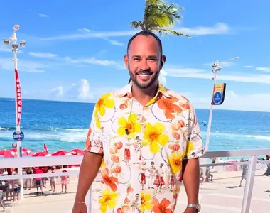 Repórter avisou ao policial sobre a transmissão ao vivo