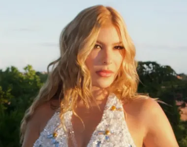 Influenciadora compartilhou consulta nas redes