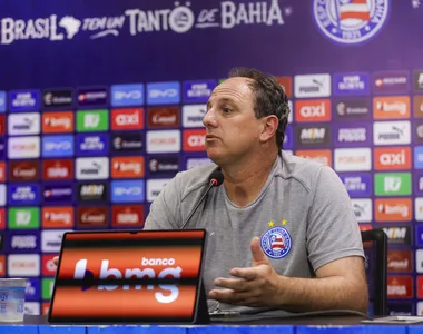 Rogério Ceni ficou na bronca com arbitragem após revés contra o Palmeiras