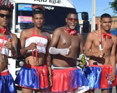 Bloco desfilará com fantasia de vaquinha na Sexta-Feira Santa