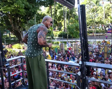 Leo Santana irá se apresentar no BBB 26