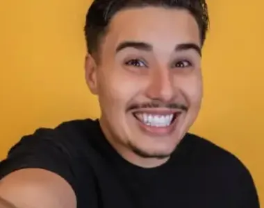 Pedro foi internado após desistir do reality