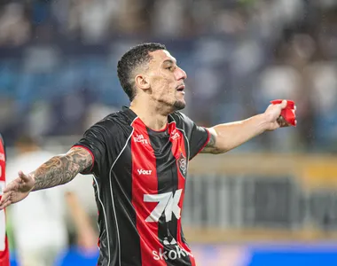 Baralhas está há 56 dias sem atuar pelo Vitória