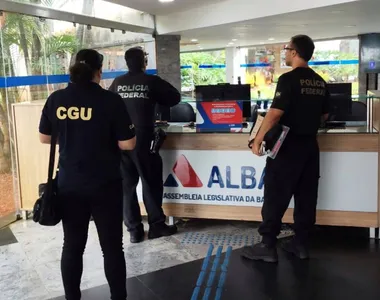 Agentes da Polícia Federal deflagraram a operação na manhã desta quarta-feira (1º)