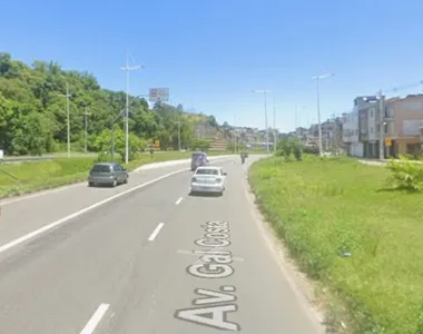 Disparos ocorreram em trocação com policial na avenida Gal Costa