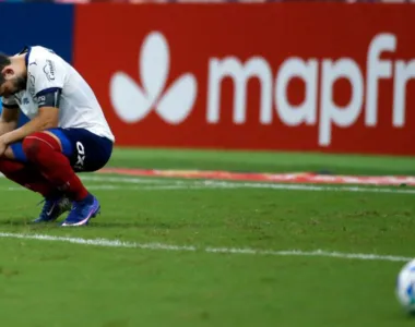 Tricolor deu adeu à Libertadores após derrota nos pênaltis para o O'Hinggs