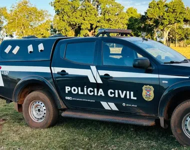 Pedra segurava o corpo da vítima jovem