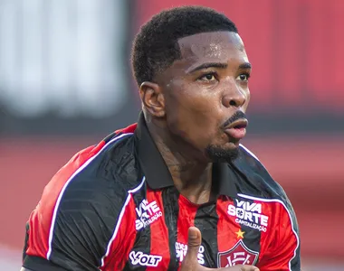 Vitória optou por antecipar a compra do jogador