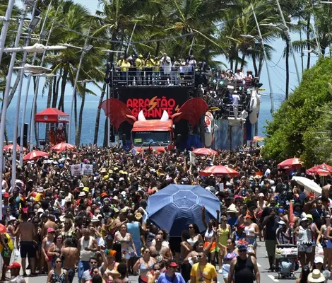 Imagem ilustrativa da imagem Carnaval na Boca do Rio? Bruno Reis revela como será a folia em 2027