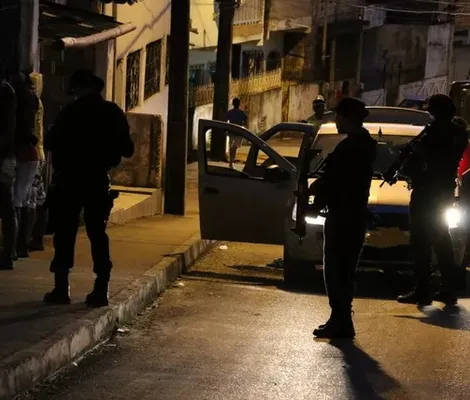 Imagem ilustrativa da imagem Chefe tentou usar grana do CV para subornar técnica antes de ser preso