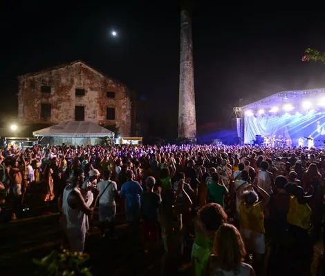 Imagem ilustrativa da imagem Mercado Iaô volta com tudo para Ribeira com show da banda Timbalada