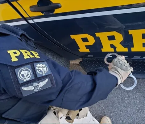 Imagem ilustrativa da imagem Polícia captura chefe de facção suspeito de matar secretário a tiros