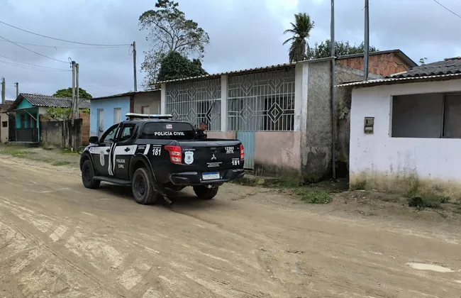 Imagem ilustrativa da imagem Quatro jovens são presos suspeitos de matar três pessoas na Bahia