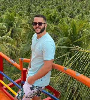 Imagem ilustrativa da imagem Dançarino de pagode morre durante passeio em Barra do Jacuípe