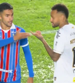Imagem ilustrativa da imagem Entenda briga entre Neymar e Nestor no empate entre Bahia e Santos