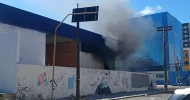Imagem ilustrativa da imagem Amaralina, Pituba e mais 2 bairros ficam sem energia após incêndio