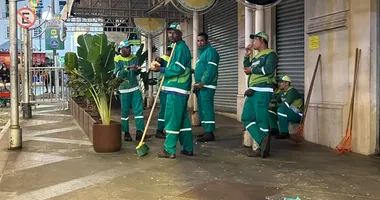 Imagem ilustrativa da imagem Sem reajuste, trabalhadores da limpeza anunciam estado de greve