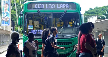 Imagem ilustrativa da imagem Ônibus na Lapa terão novos pontos de embarque; veja onde