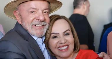 Imagem ilustrativa da imagem Vereadora do PT é atingida pela oposição durante ato pró-Lula