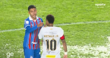 Imagem ilustrativa da imagem VÍDEO: Neymar é expulso contra Bahia após polêmica com meia tricolor
