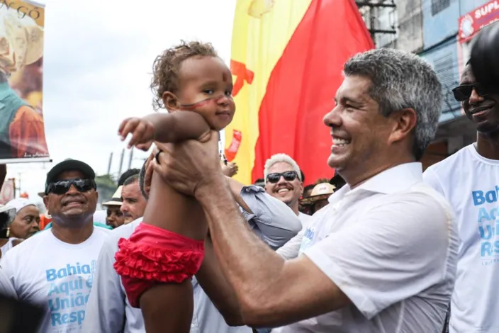 Lavagem do Bonfim reúne políticos baianos na manhã desta quinta (12)