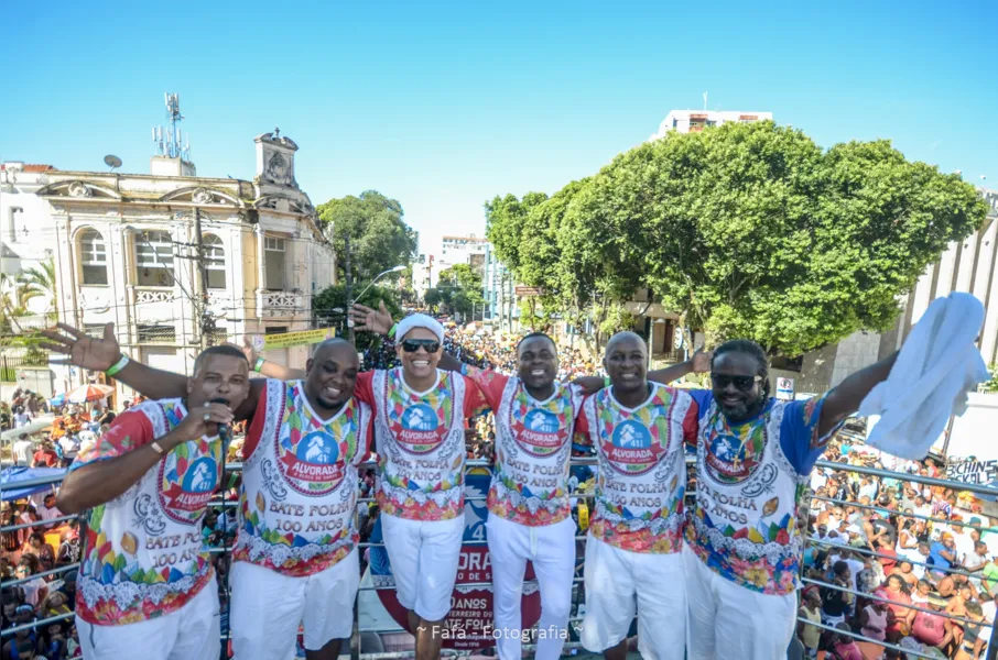 Alvorada faz 48 anos e anuncia Capinan como tema do Carnaval