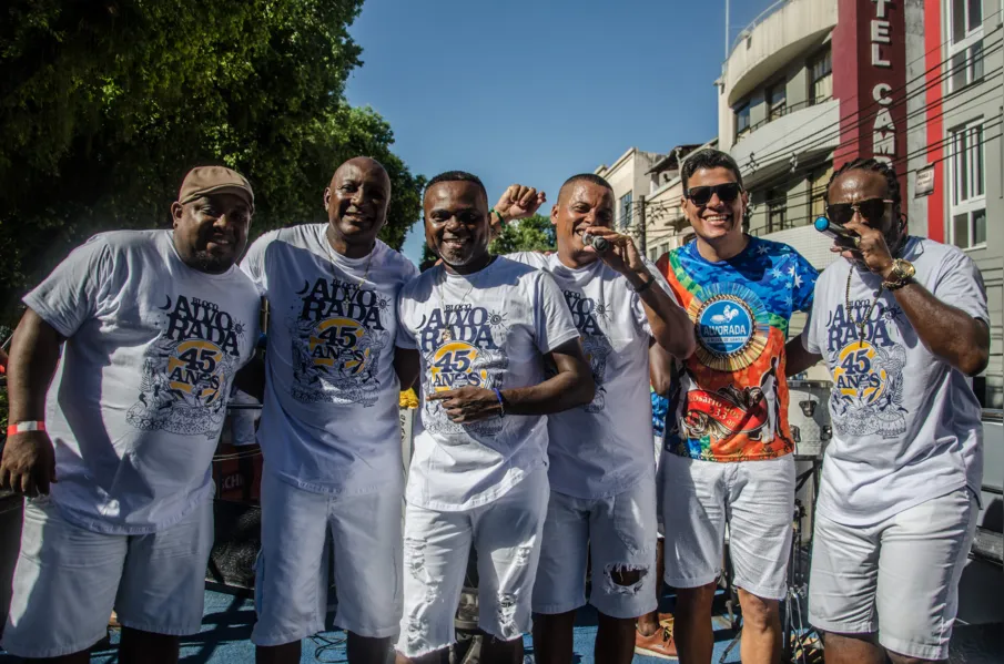 Alvorada faz 48 anos e anuncia Capinan como tema do Carnaval