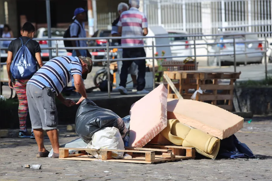 Circo desmontado! Bolsonaristas saem de acampamento em Salvador