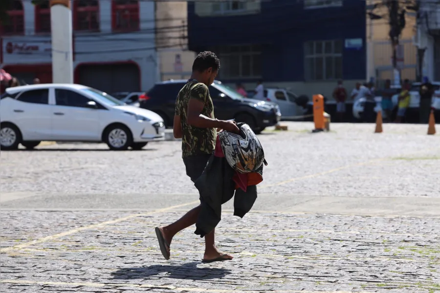 Circo desmontado! Bolsonaristas saem de acampamento em Salvador